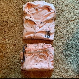 2 lot of Victoria secret pajamas